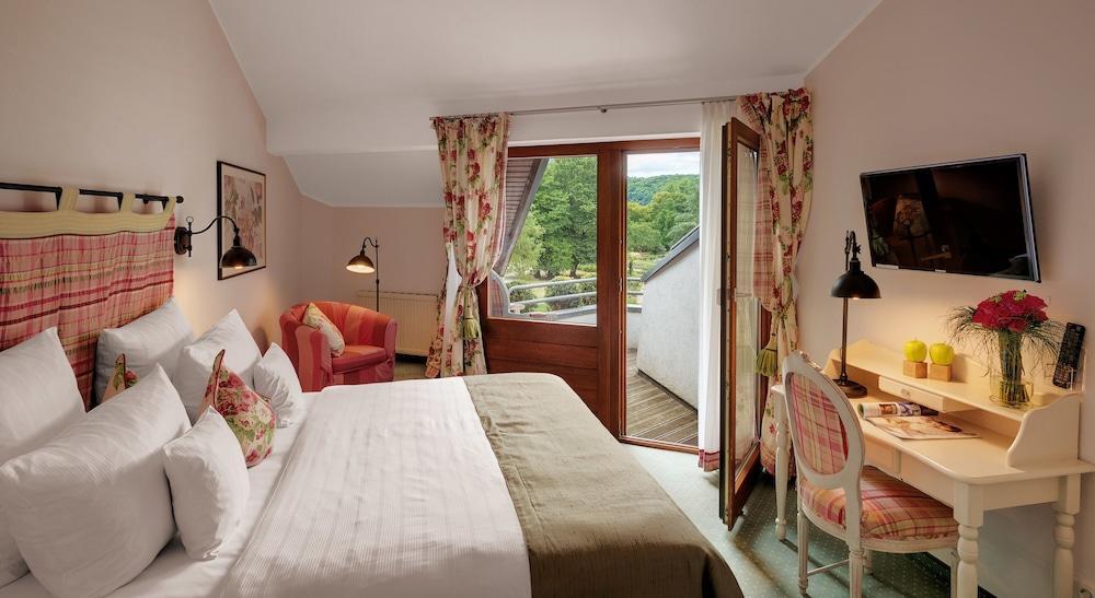 Nells Park Hotel